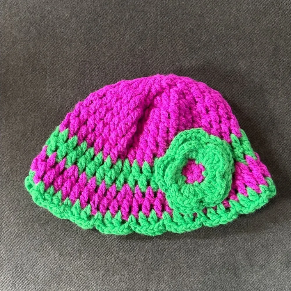 Daisy Baby Girls Hot Pink & Green Skull Hat Beanie 6-12 months NEW